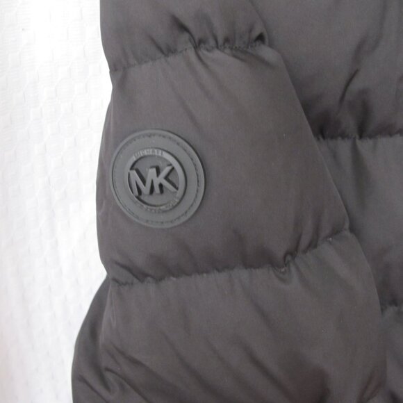 Michael Kors Puffer Coat - Picture 8 of 11